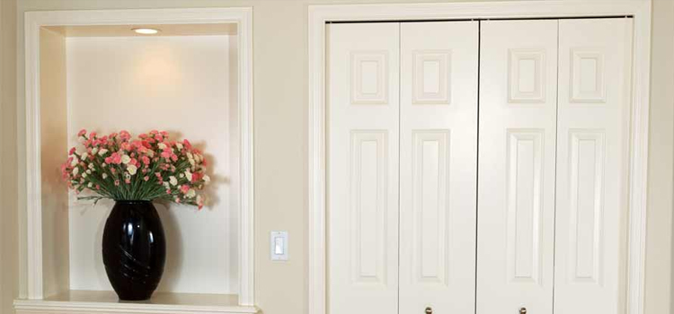 residential closet door repair in Templeton